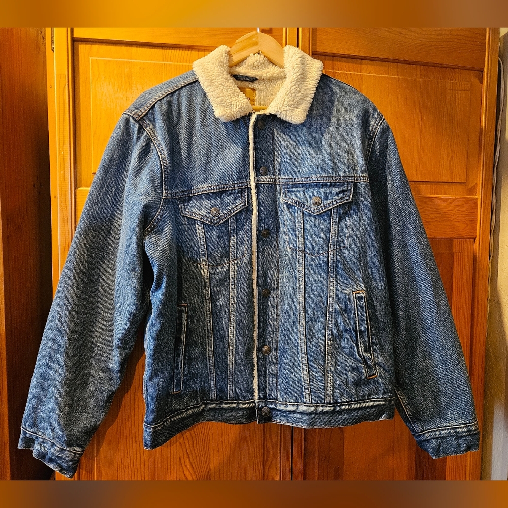 Mens Denim Sherpa-Lined Jacket